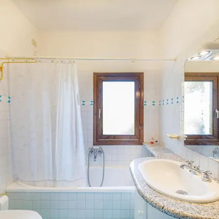 Casa Girgolu Holiday home