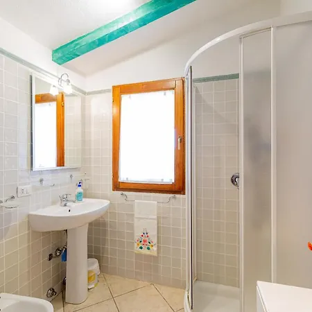 Holiday home Casa Girgolu *